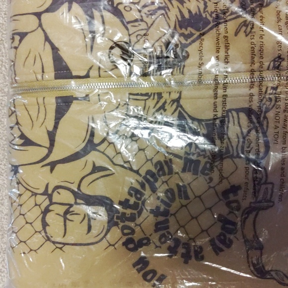 Broken Promises - Pay Attention to Me Jacket Sherpa - Picture 13 of 16